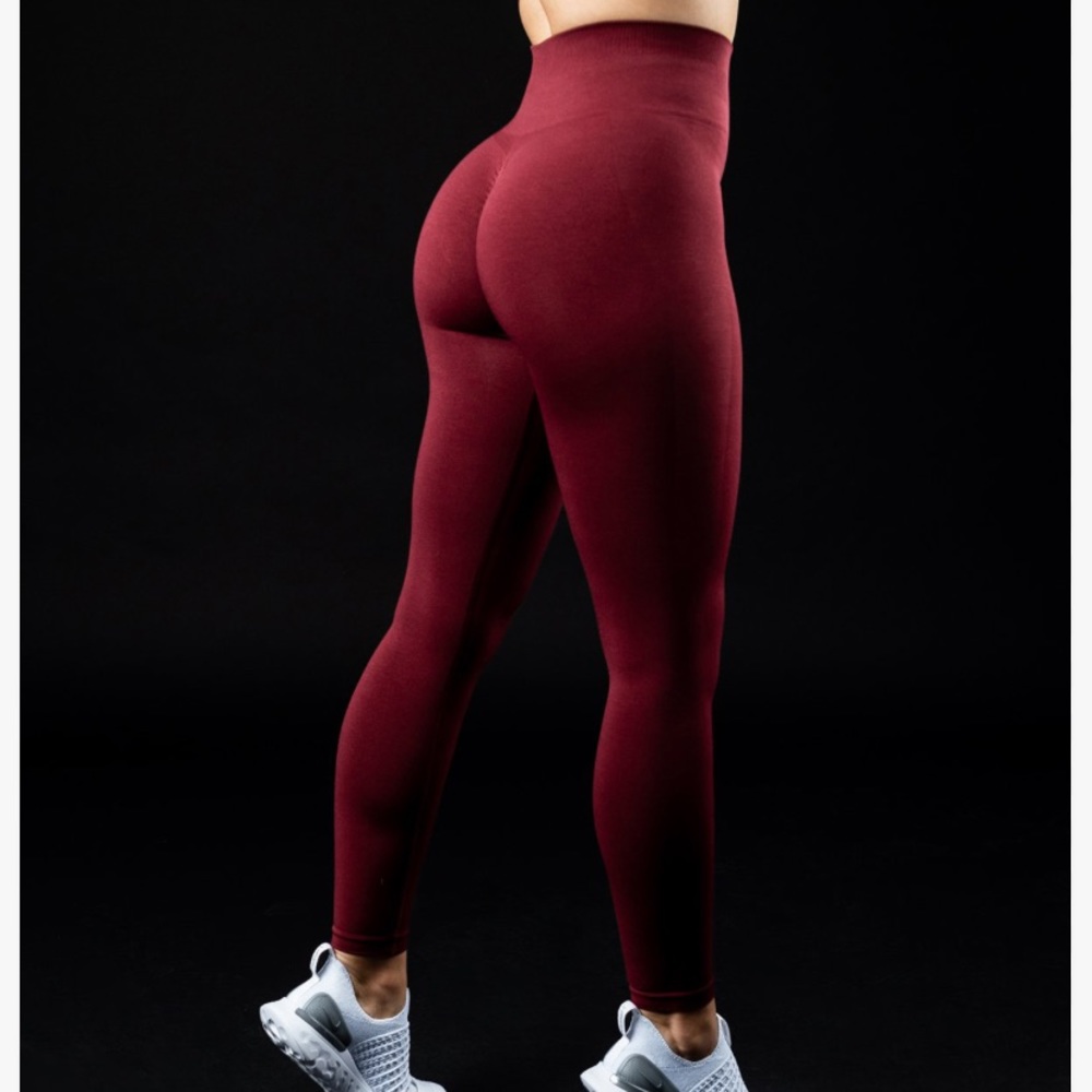Alphalete Amplify Legging Bordeaux